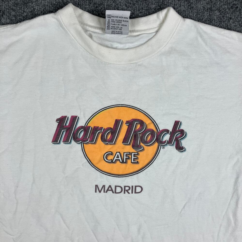 Hard Rock Cafe T-Shirt Mens Size M White Madrid Graphic Souvenir Travel
